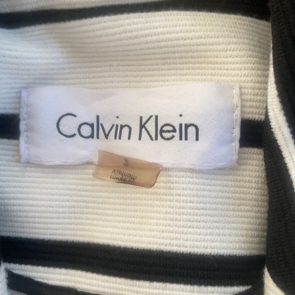 Calvin Klein woman’s blazer like new condition - Picture 2 of 4